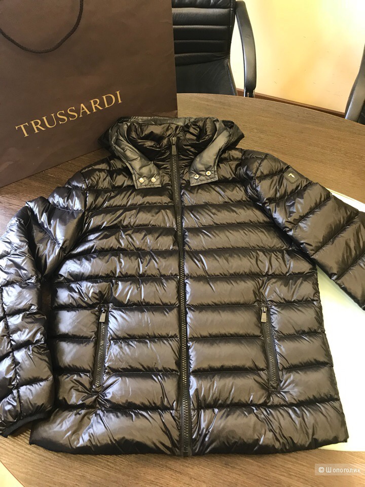 Мужской пуховик Trussardi Jeans, размер 52 и 54