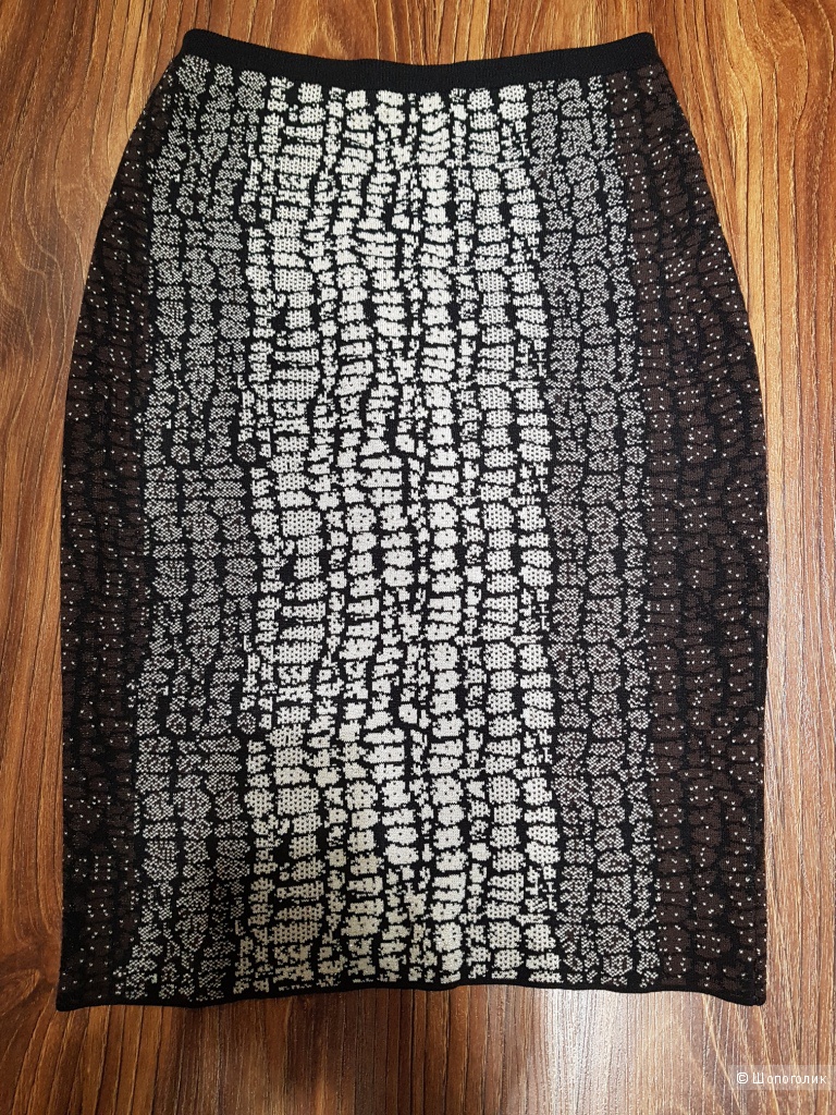 Carmen Marc Valvo женский костюм р.44