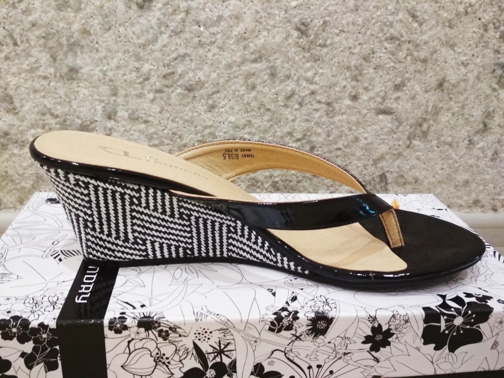 Босоножки-сланцы Сl by Chinese Laundry 38 - 38,5