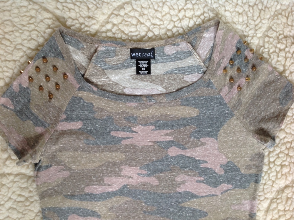 Футболка Wet Seal, размер XS (42)