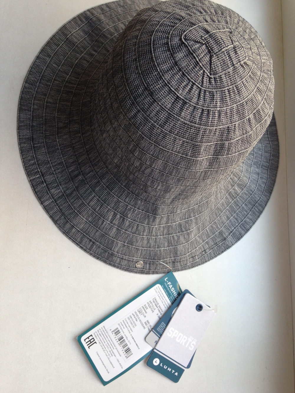 Шляпа " Lutha ", универсальный размер.