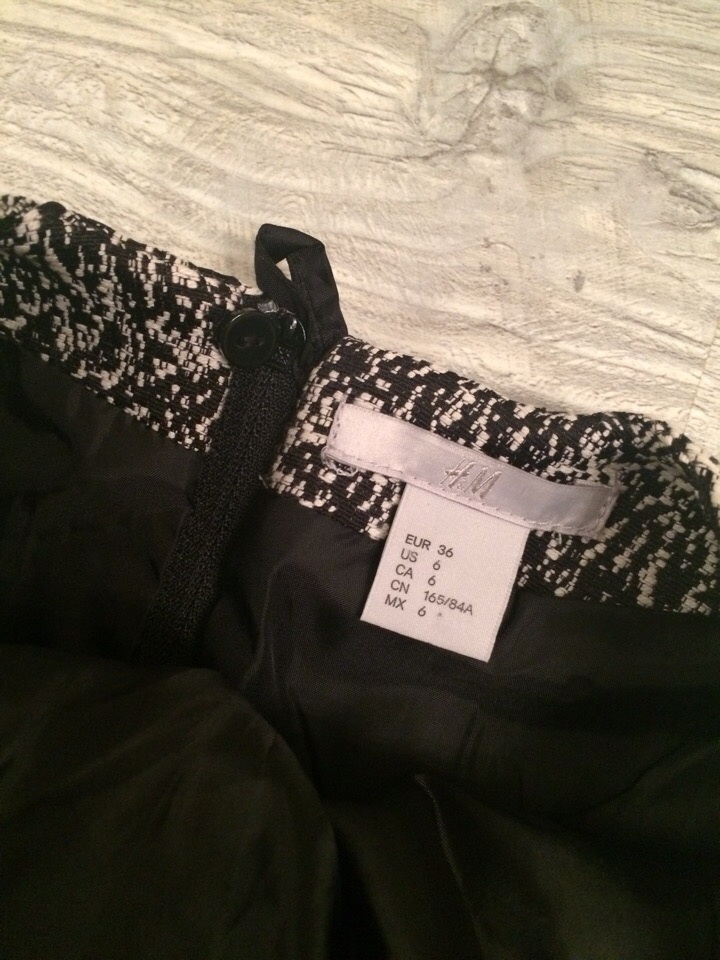 Платье  H&M р.42