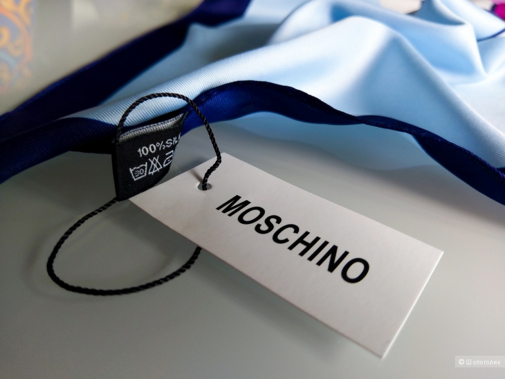 Платок Moschino, 90*90 см.