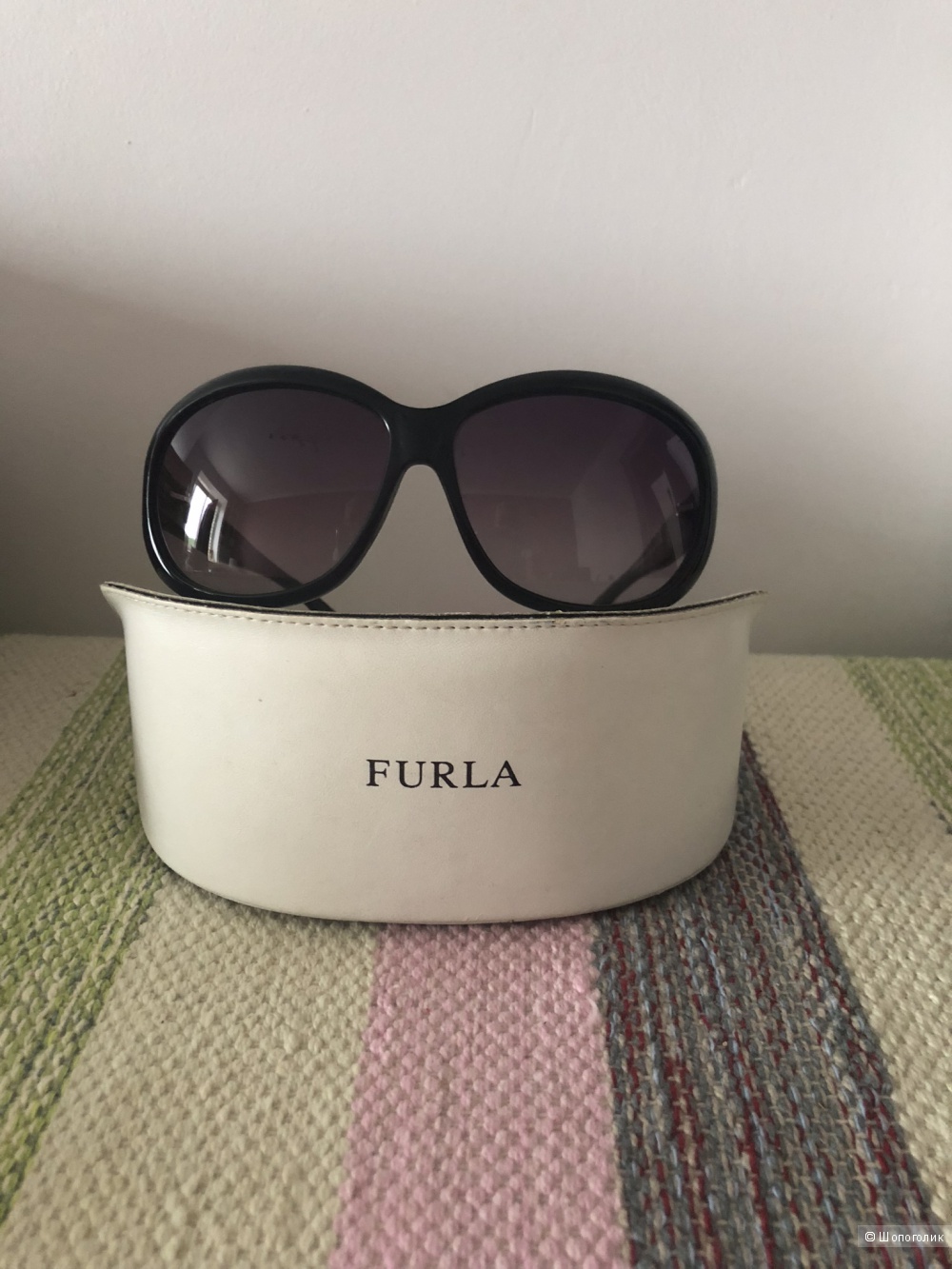 Солнцезащитные очки Furla