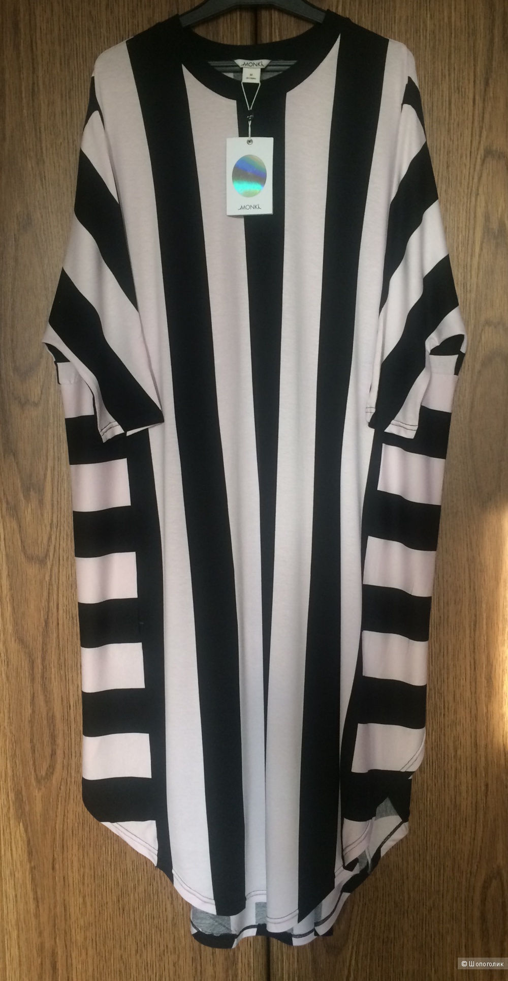 Платье-футболка оверсайз MONKI размер M (48-50)