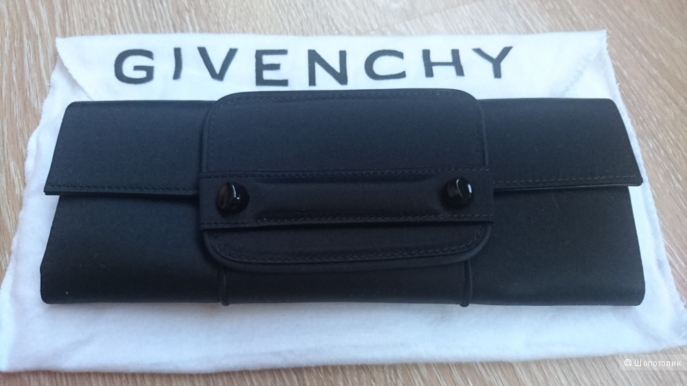 Клатч Givenchy