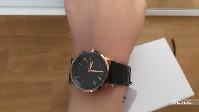Наручные часы DKNY