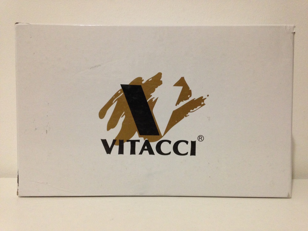 Ботинки " Vitacci ", 38-39 размер.
