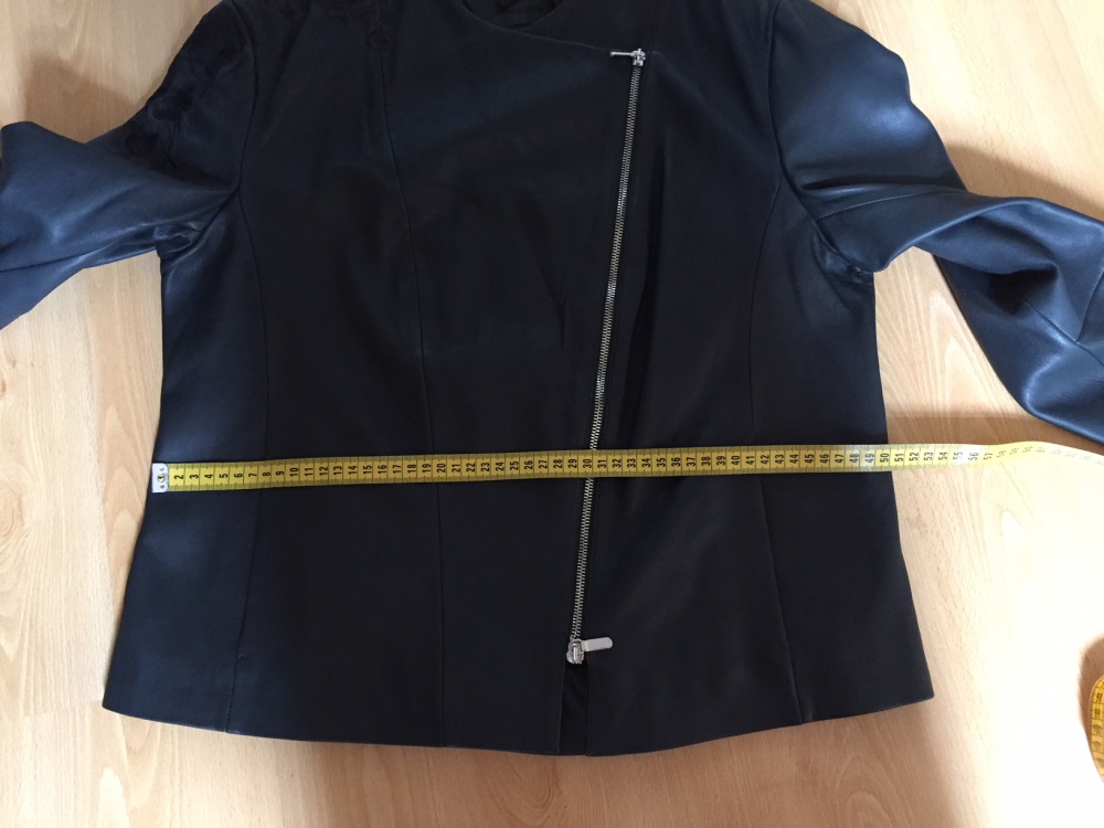 Кожаная куртка Massimo Dutti, р. XL