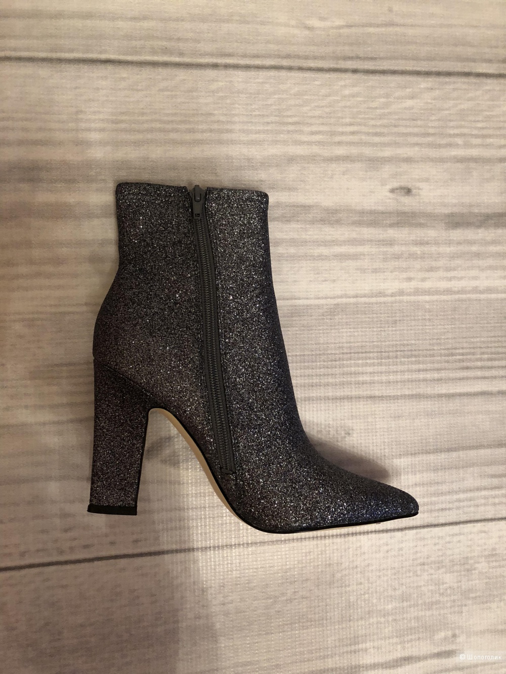 Ботинки Guess размер 37,5-38