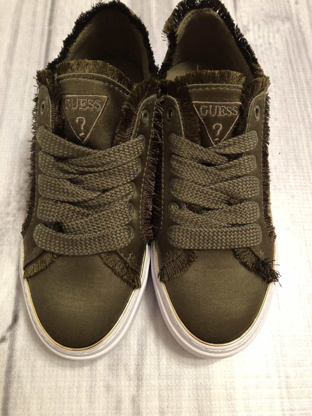 Кеды Guess, размер 35-35,5