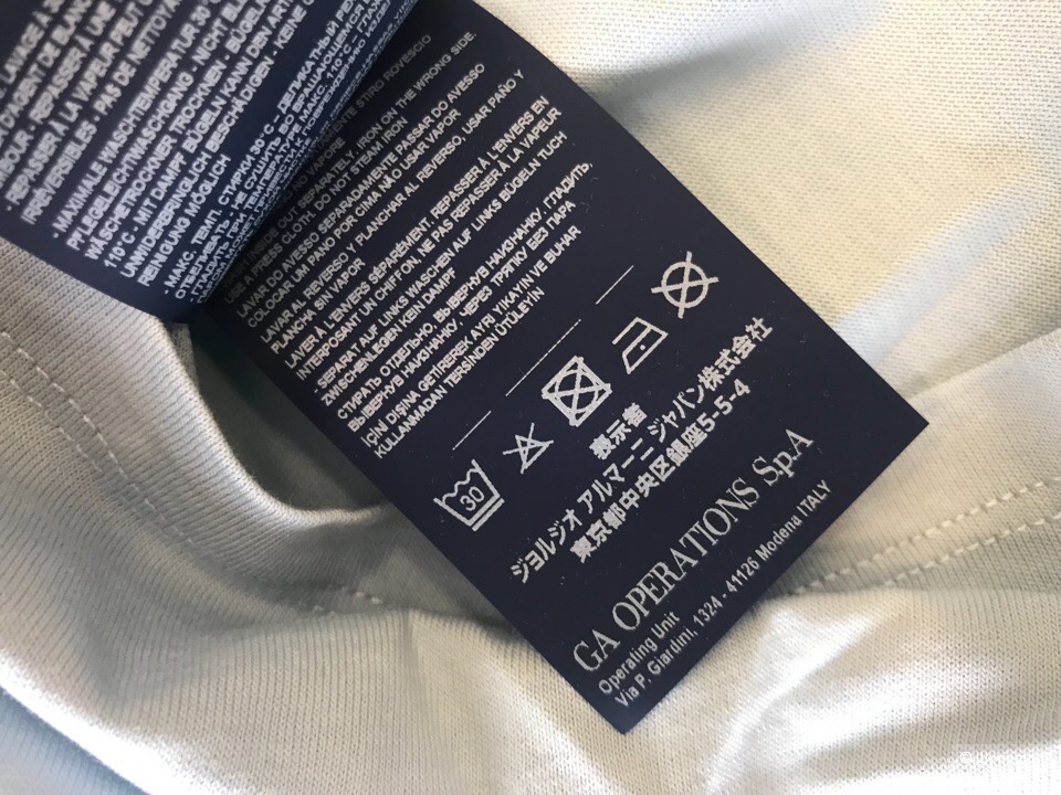 Женская футболка Armani Jeans, размеры 38, 42