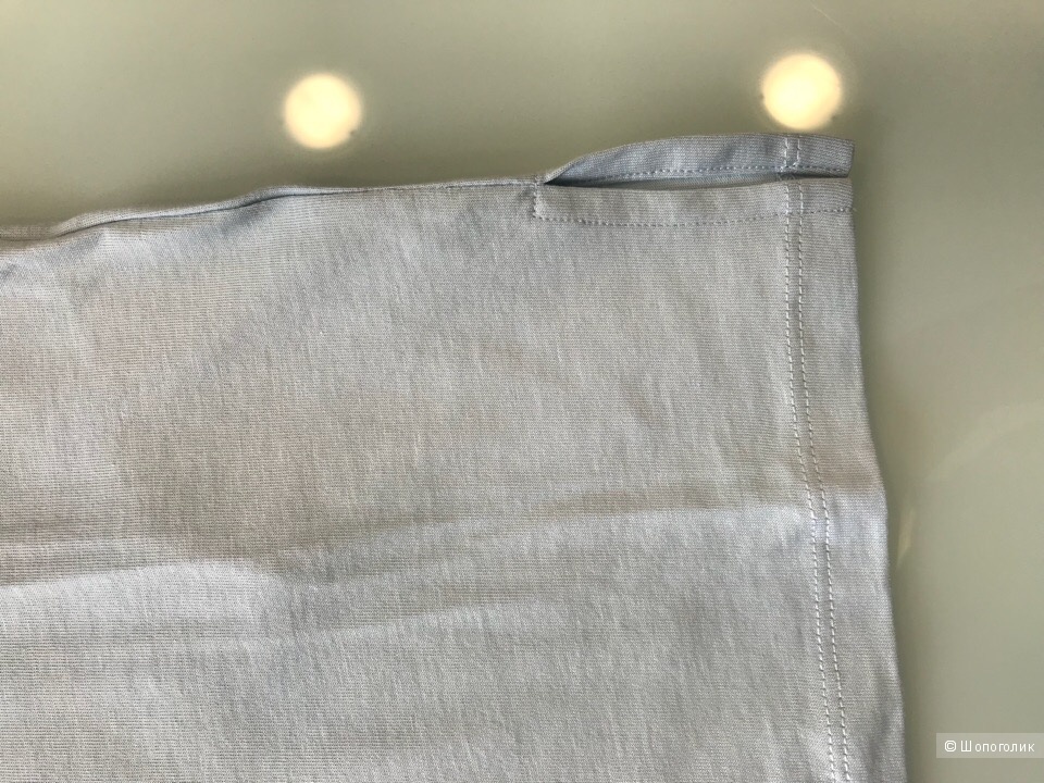 Женская футболка Armani Jeans, размеры 38, 42