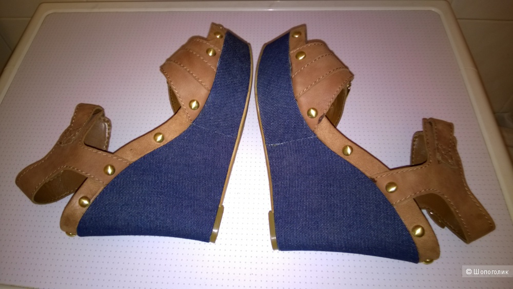 Босоножки Guess, 38 размер, 8 US