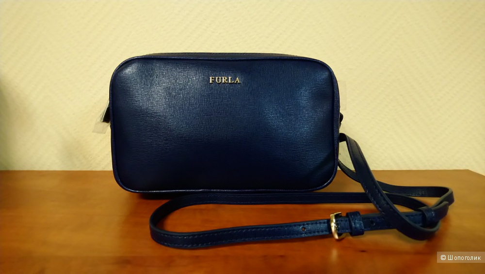 Продаю оригинальную малютку кроссбоди FURLA (20x12x6.5)