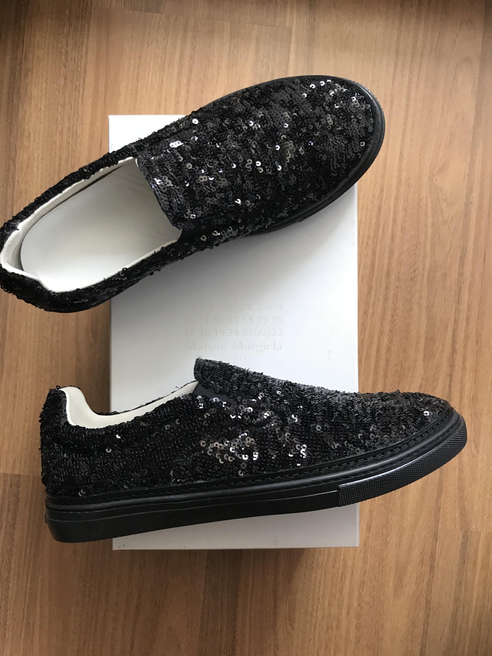 Слипоны с пайетками Maison Margiela 40 размер