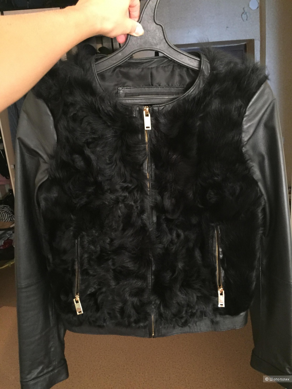 Кожаная куртка Zara с мехом козлика
