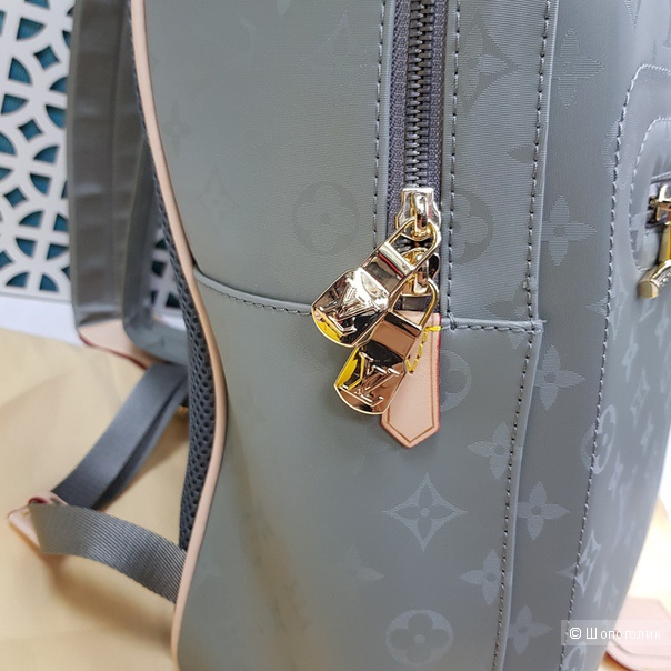Рюкзак LOUIS VUITTON, 40*28