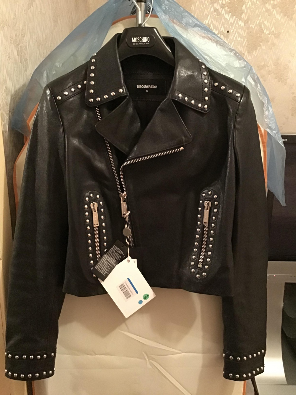 Кожаная куртка косуха DSQUARED2,42 IT (44 RUS)