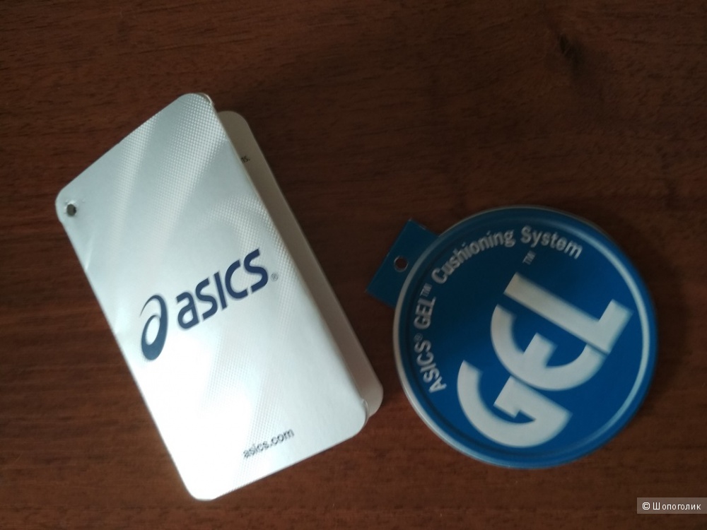 Кроссовки Asics Gel Gamepoint , размер фр 40 на наш 39