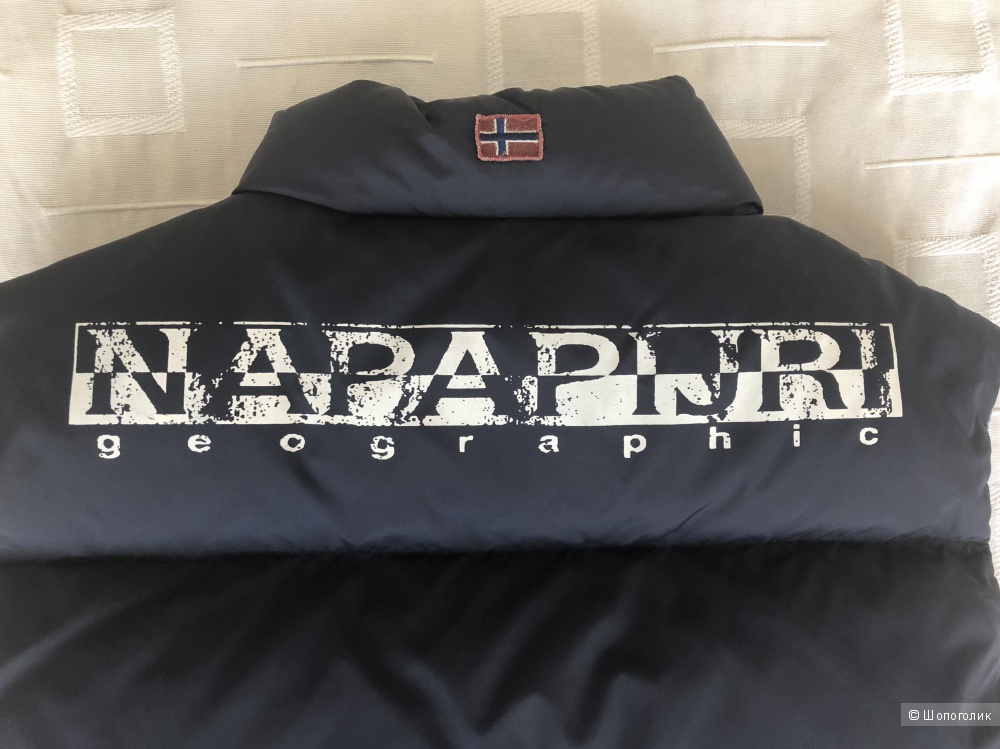 Жилет Napapijri ( XS-S)