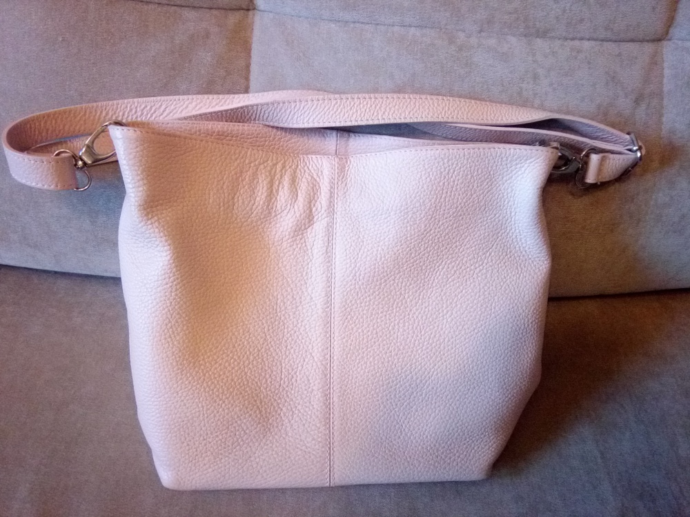 Женская сумка ноунейм из натуральной кожи