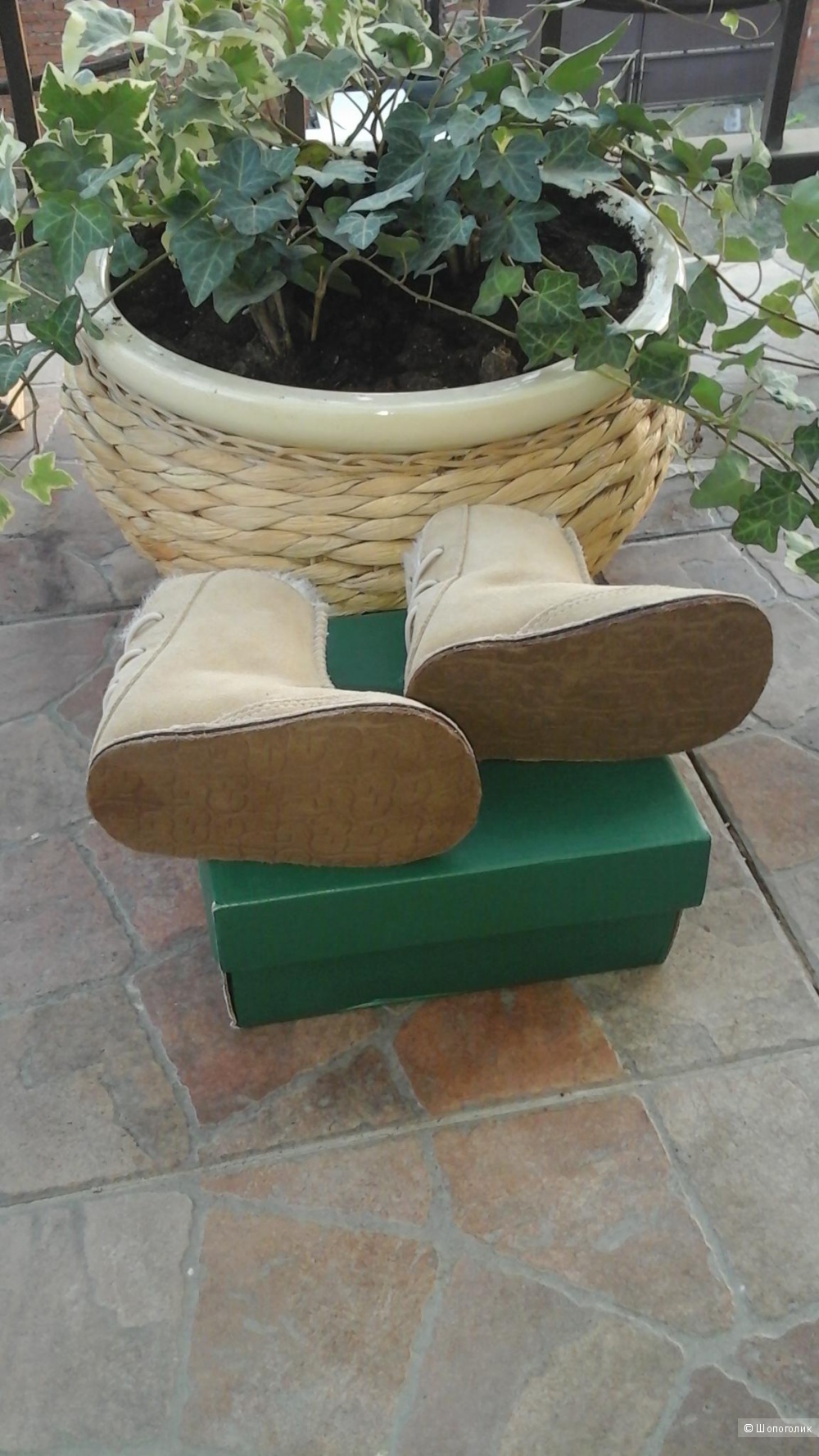 Сапожки UGG, размер 6-9 мес (18)