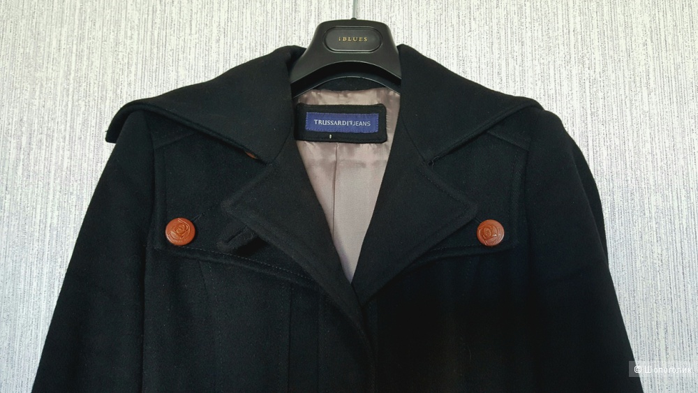 Пальто Trussardi на 42-44
