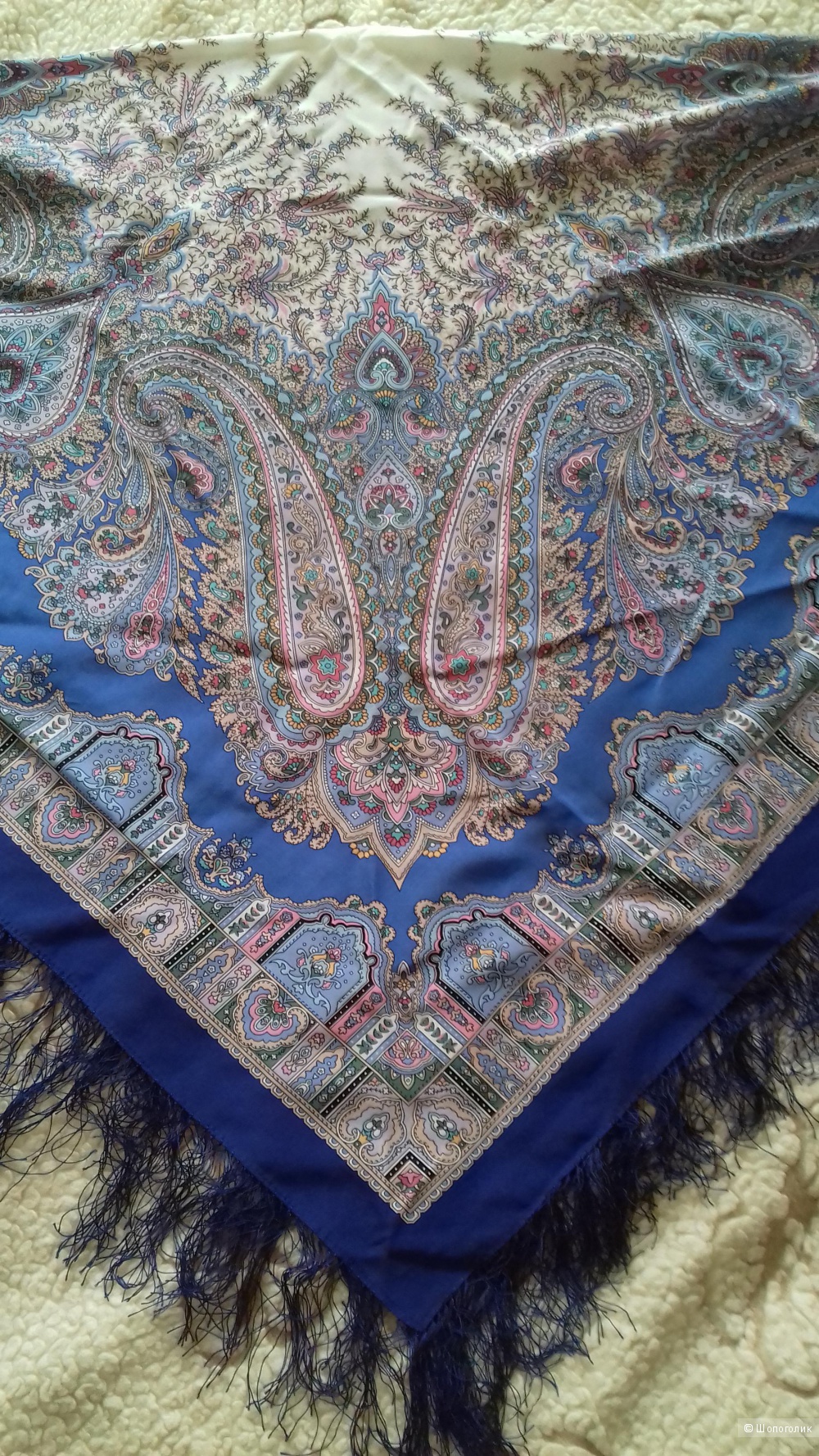 Шелковый платок 132×132 см.
