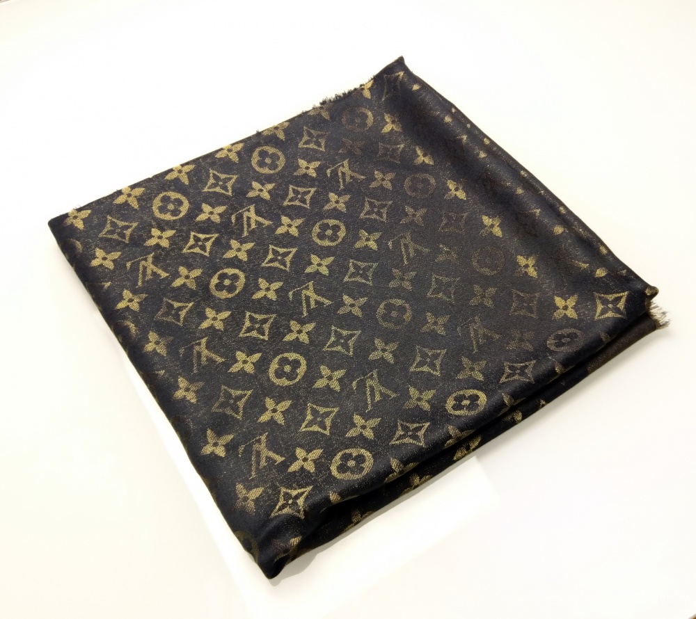 Шаль/платок Louis Vuitton, black, 140*140 см.