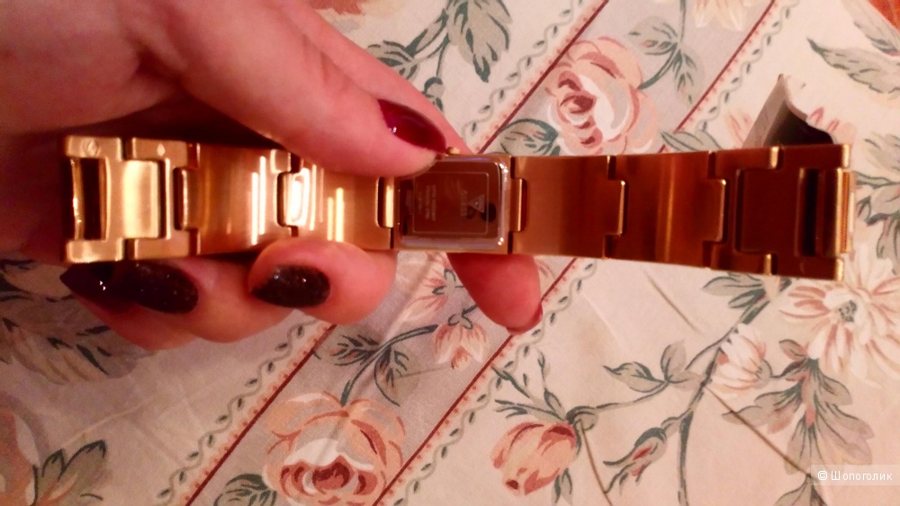 Часы Guess