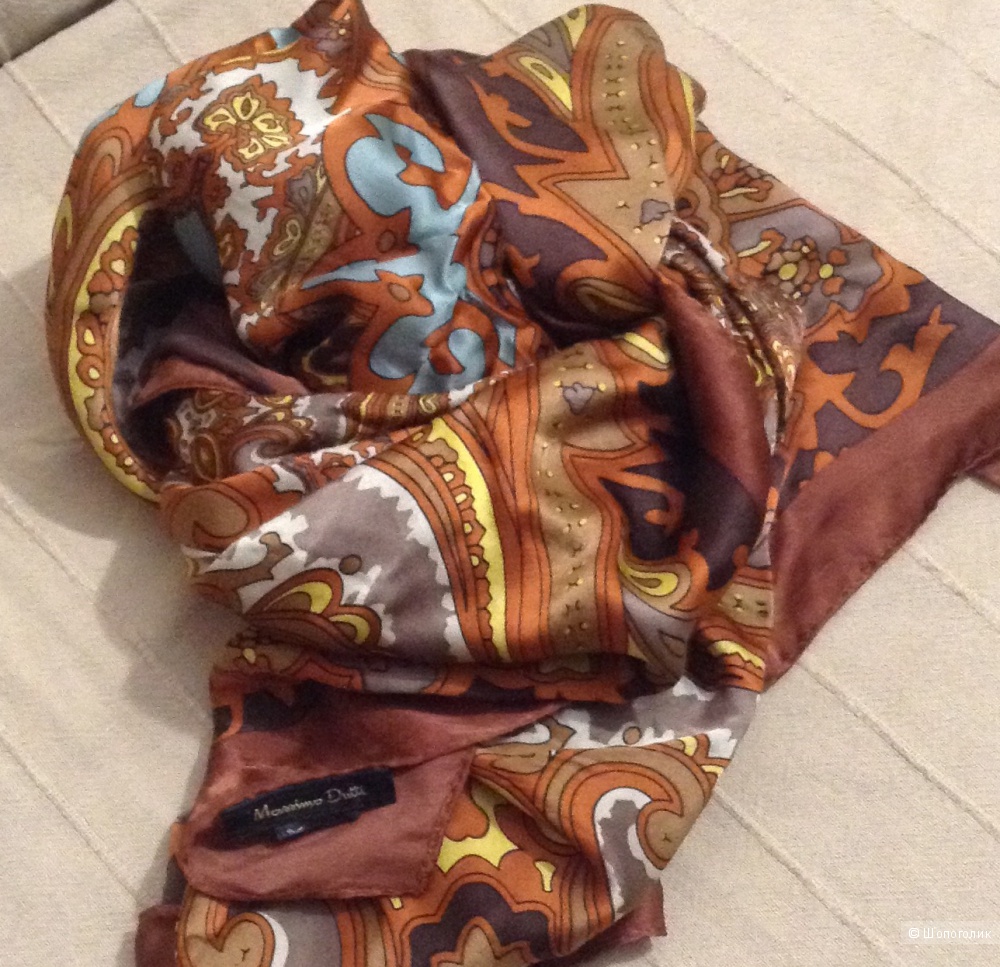 Шёлковый платок Massimo Dutti, размер 110*110