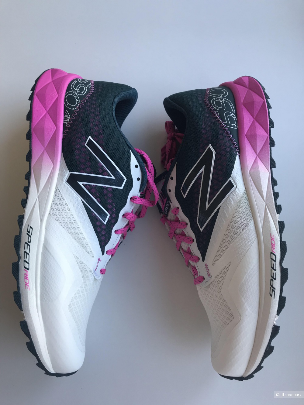 Кроссовки New Balance, размер US 10,5