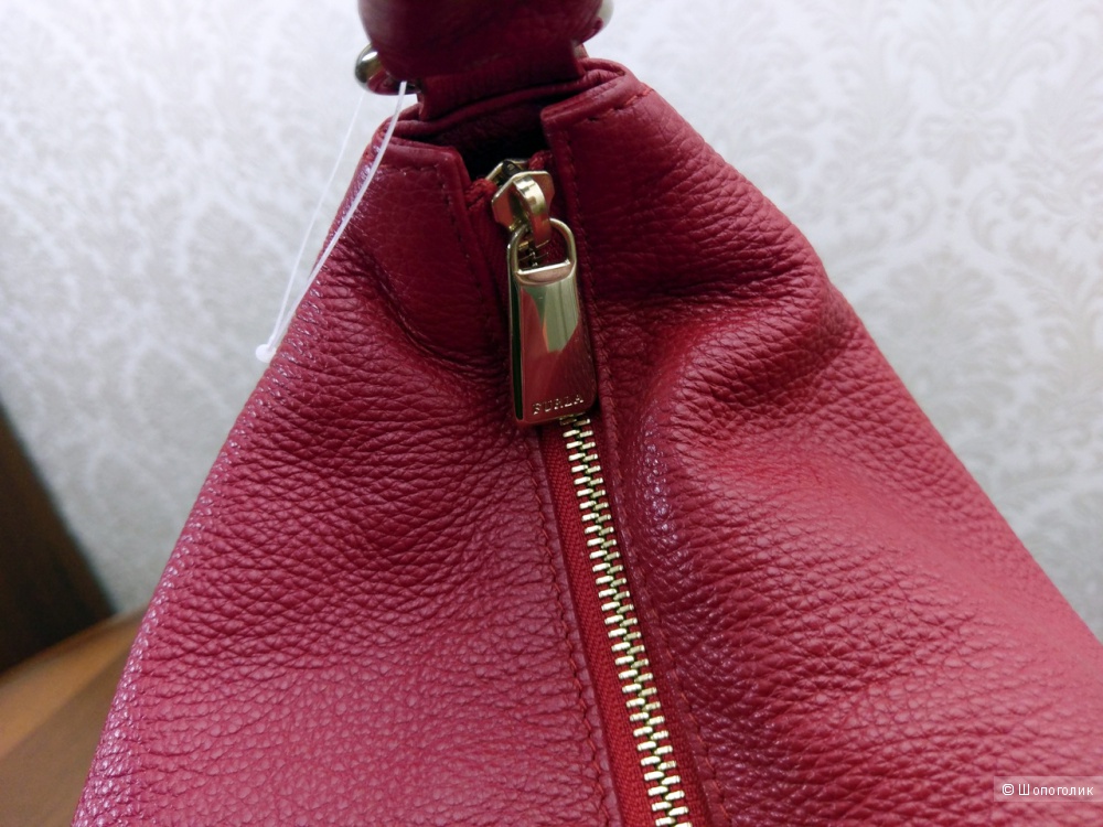 Сумка-хобо женская - Furla Alissa, medium.