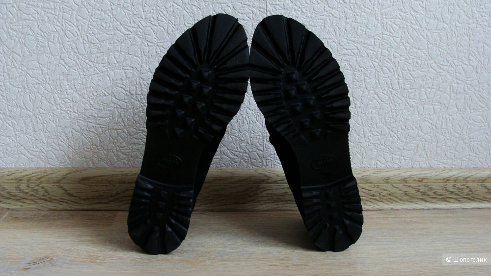 Замшевые туфли  V.Arimany , 38 размер
