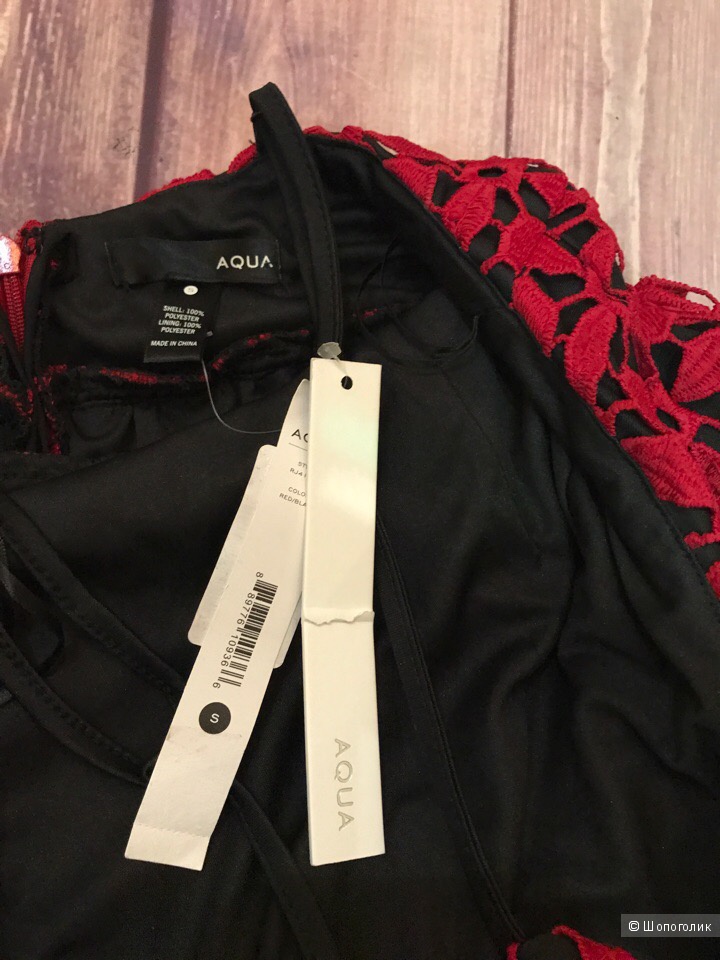 Платье от Aqua S