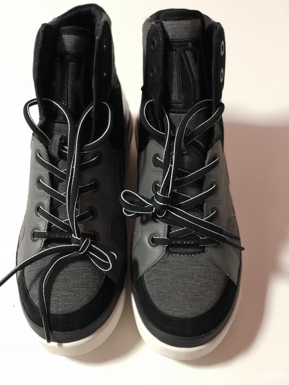 Высокие кеды DKNY, р. 41