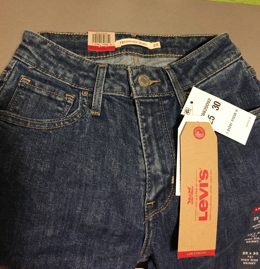 Джинсы Levi's 25 размер