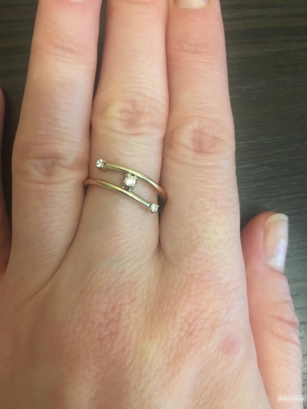 Золотое кольцо с фианитами,17 размер