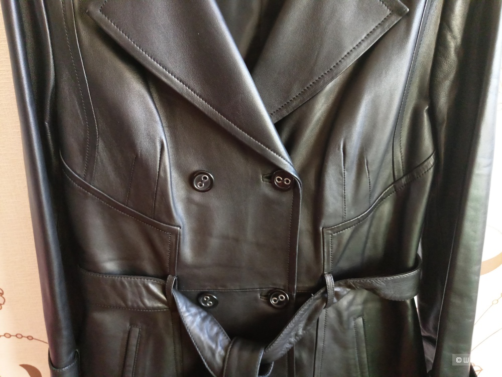 Пальто кожаное FioMio размер М - 46-48