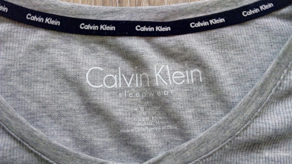 Лонгслив Calvin Klein, размер M