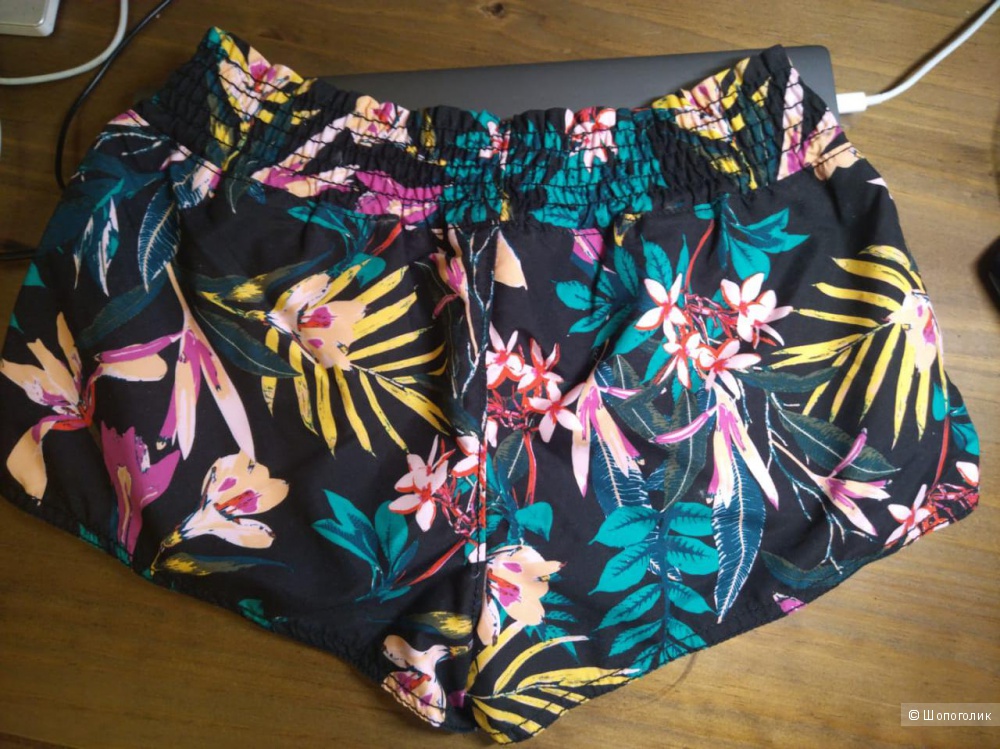 Пляжные шорты Old Navy S UPF50 нов и сланцы 38-39 бу комплектом