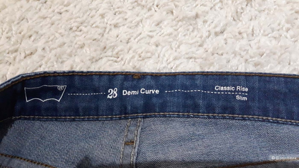 Джинсы Levi's 28 размер