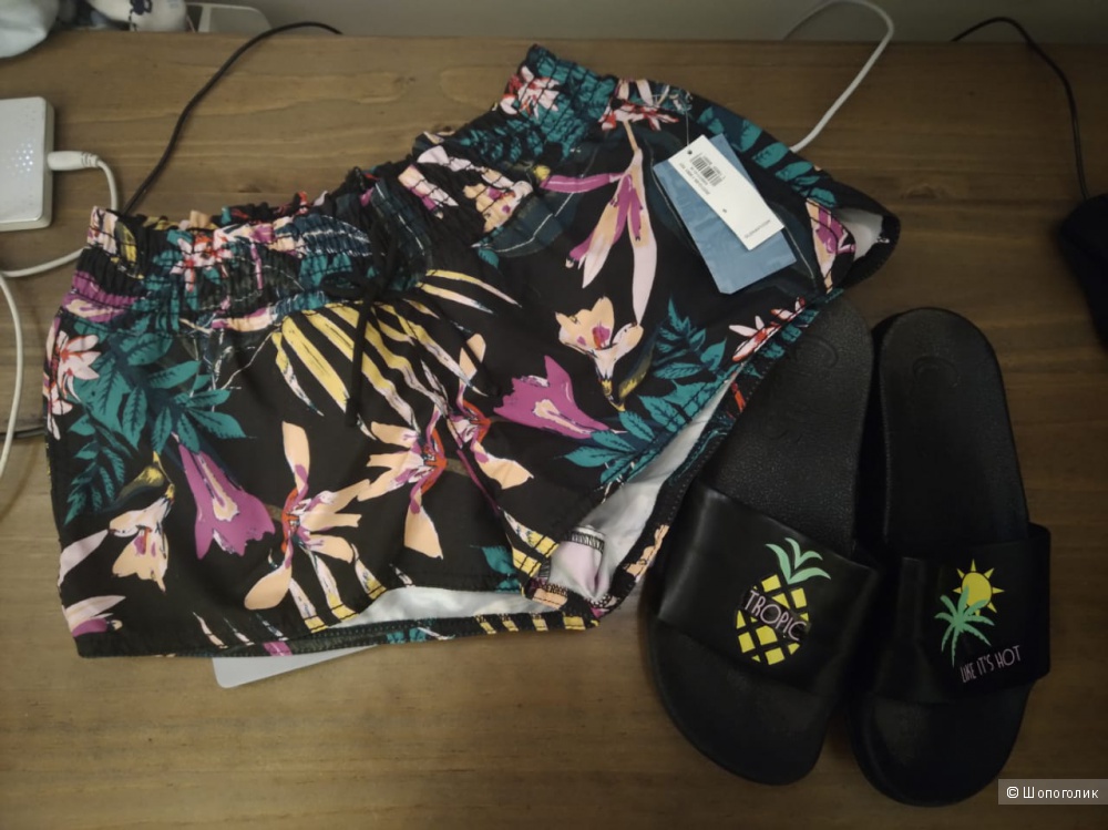 Пляжные шорты Old Navy S UPF50 нов и сланцы 38-39 бу комплектом