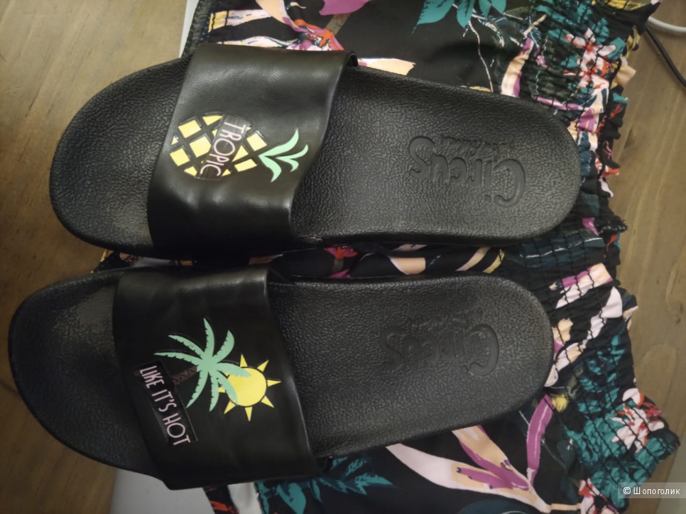 Пляжные шорты Old Navy S UPF50 нов и сланцы 38-39 бу комплектом