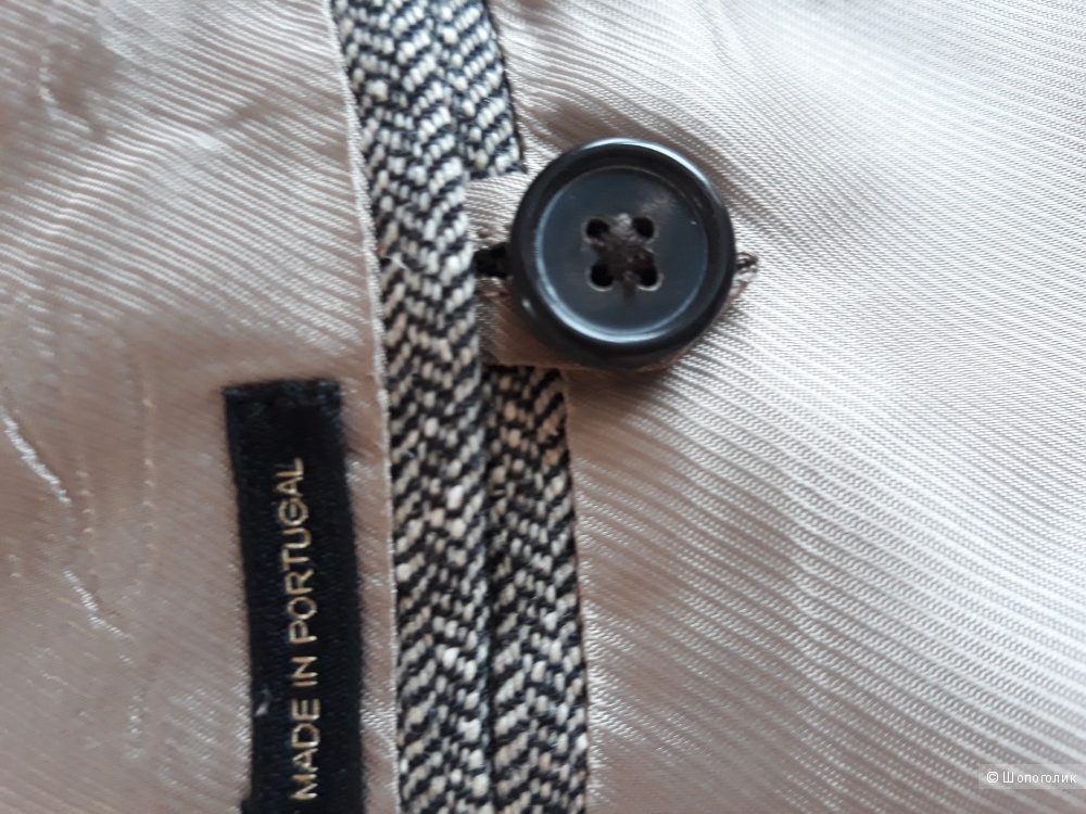 Шерстяной пиджак Massimo Dutti. Размер 34, XS.