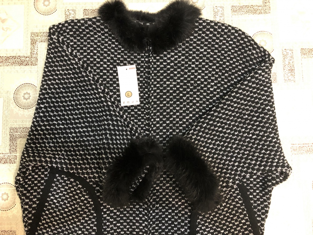 Кофта ZOJA, L (по факту Onesize от 46 rus)