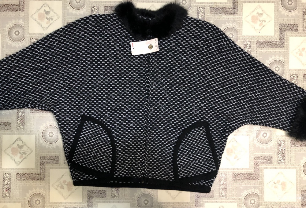 Кофта ZOJA, L (по факту Onesize от 46 rus)