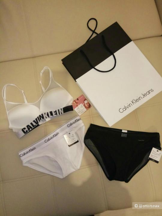 Комплект белья Calvin Klein 42 размер