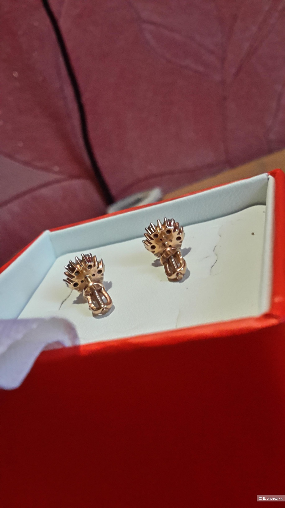 Золотые серьги - пуссеты с бриллиантами